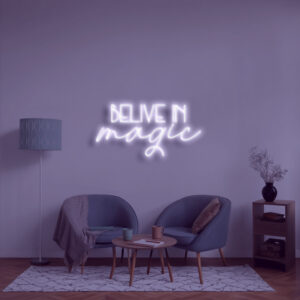 שלט ניאון בעיצוב ייחודי believe in magic וייבז ניאון VIBEZ NEON